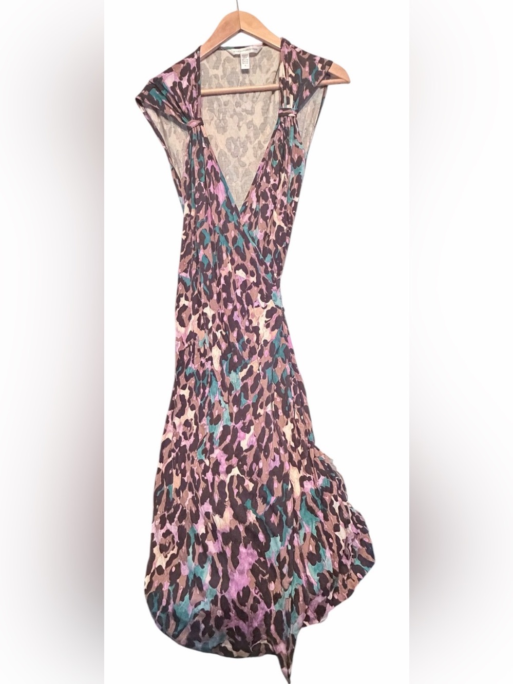 100% silk Diane von Furstenberg (DVF) wrap dress size 12 animal print
